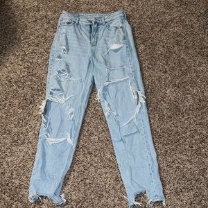 American Eagle Mom Jeans